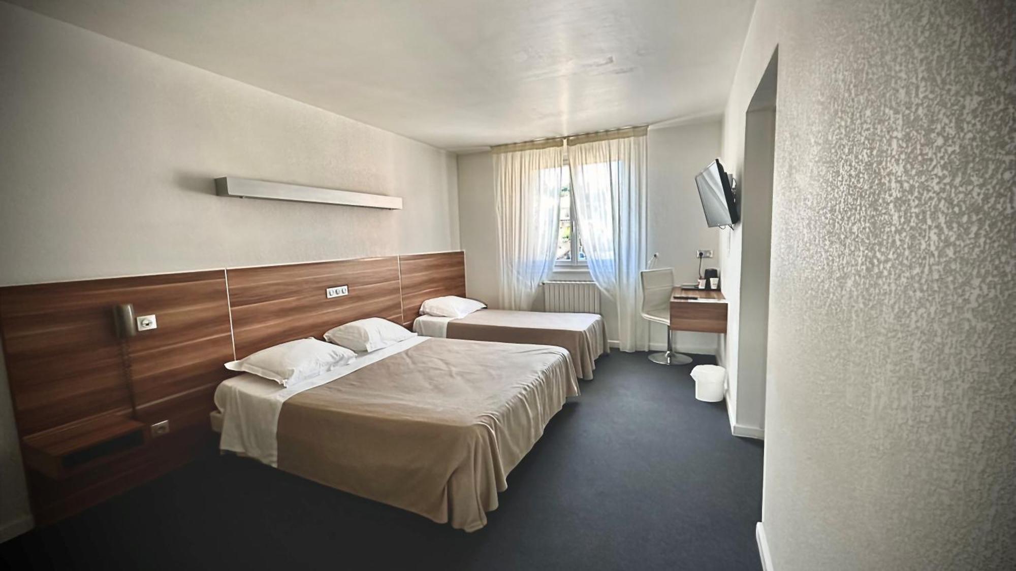 Logis Hotel Restaurant L'Europe Marvejols Ngoại thất bức ảnh
