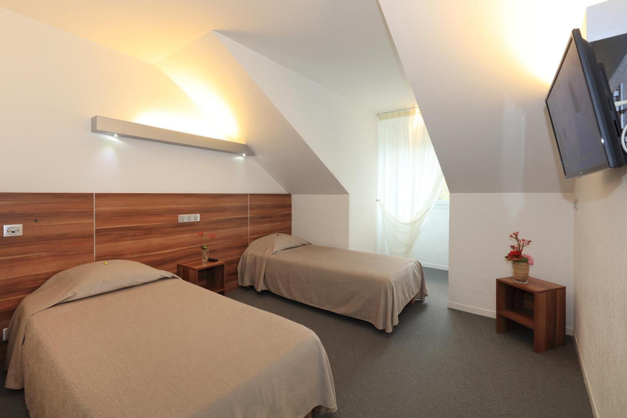 Logis Hotel Restaurant L'Europe Marvejols Ngoại thất bức ảnh