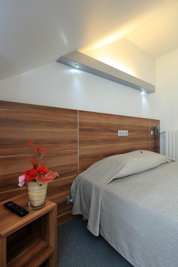 Logis Hotel Restaurant L'Europe Marvejols Ngoại thất bức ảnh